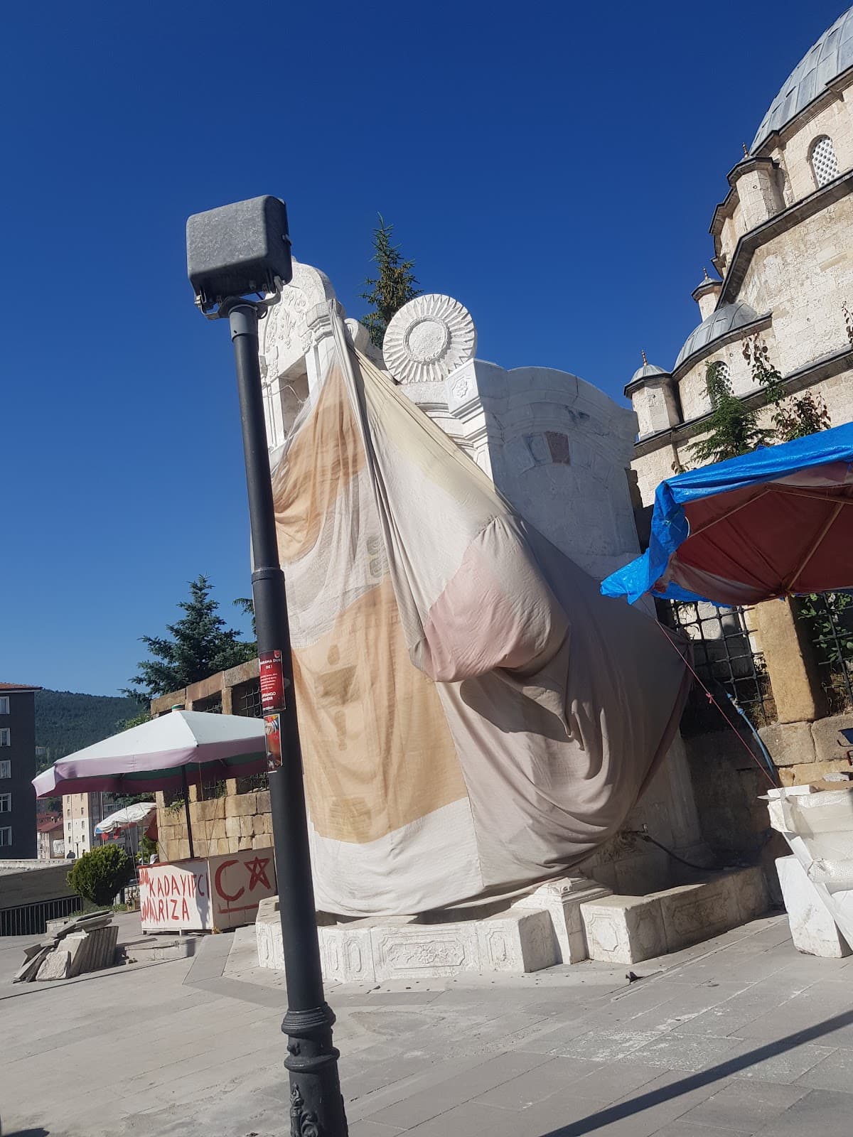 Hamidiye Saatli Çeşmesi