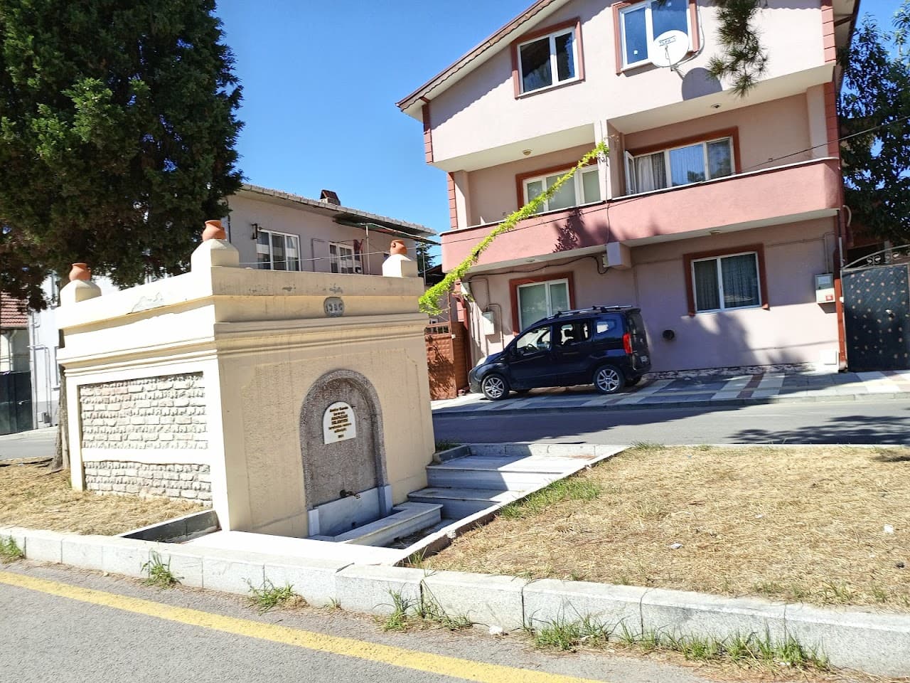 Başlar Sokak Çeşmesi