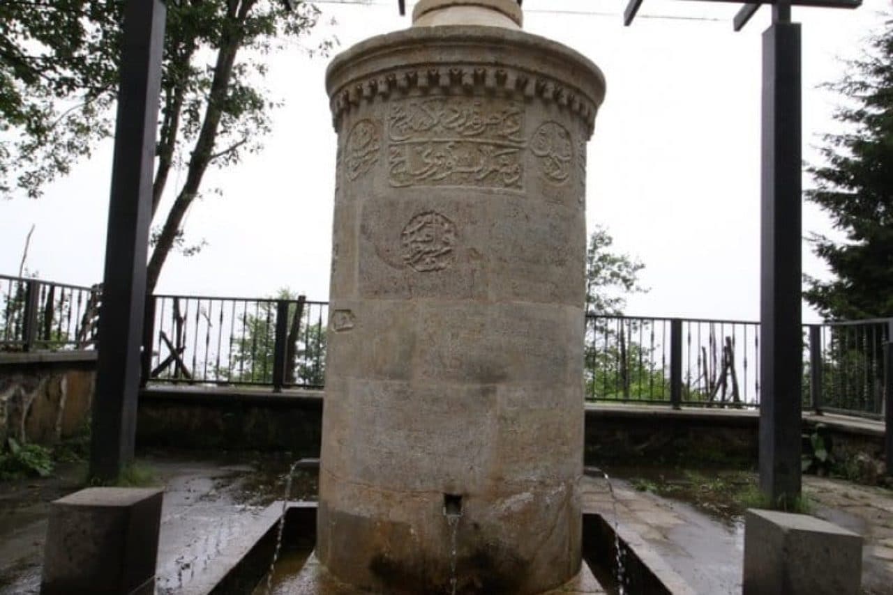Oluklu Çeşmesi