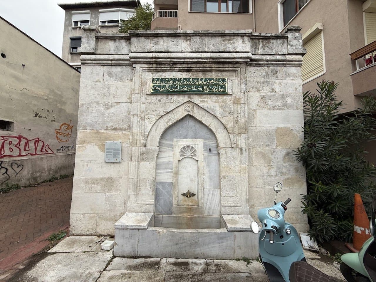 Hardal Sokak Çeşmesi