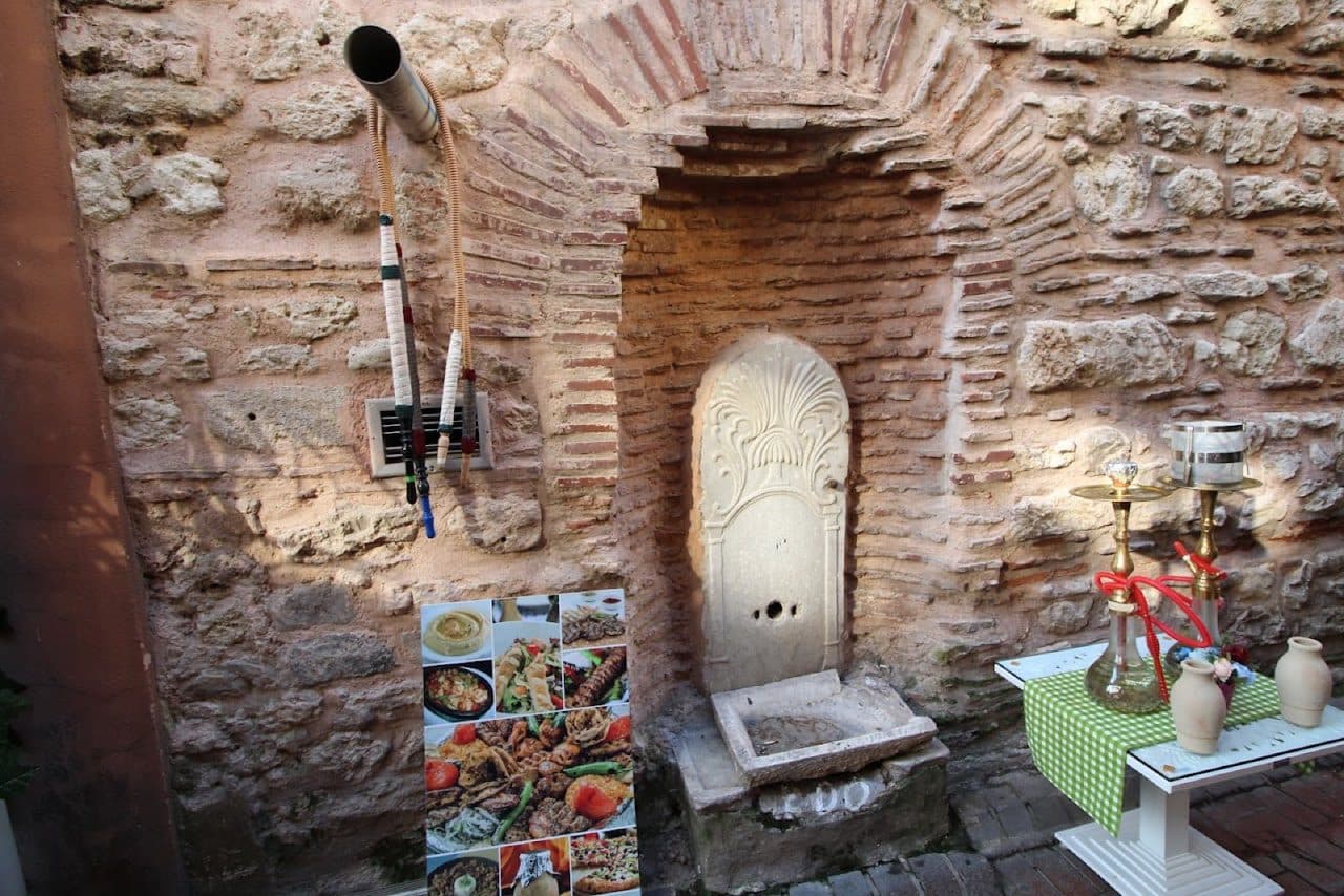 İncili Çavuş Sokak Çeşmesi