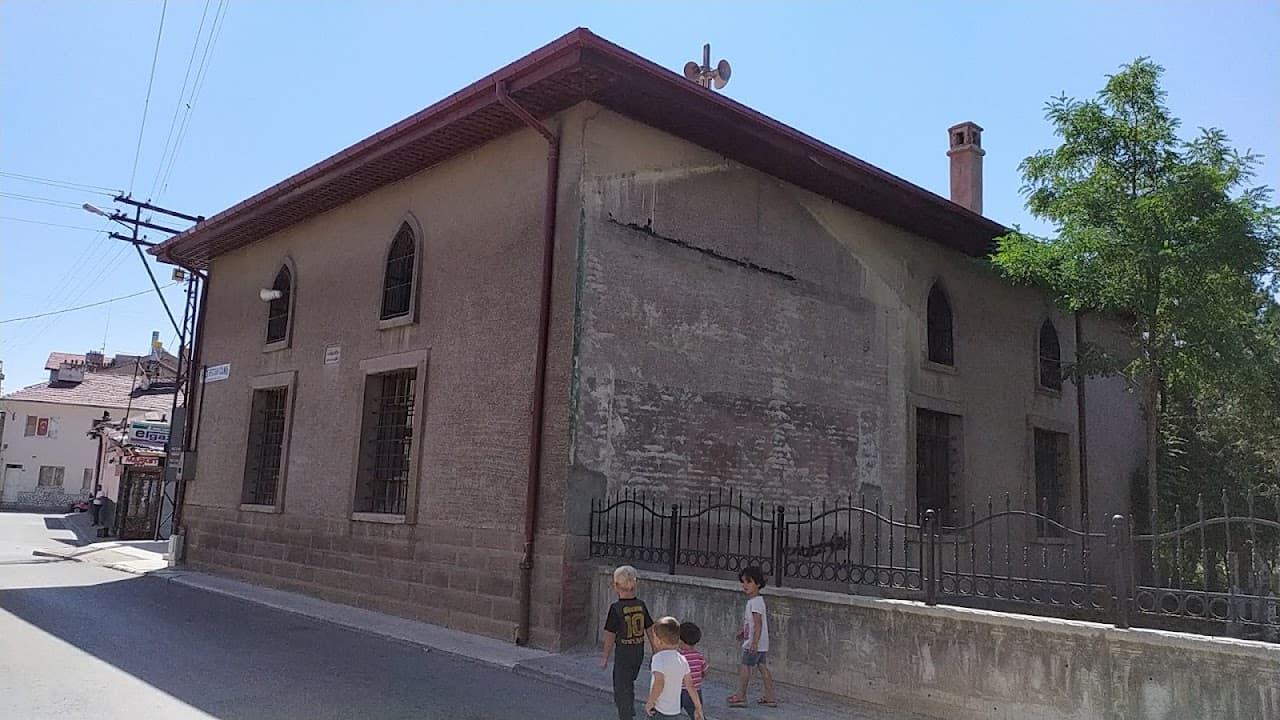 Hacı Fettah Camii Çeşmesi