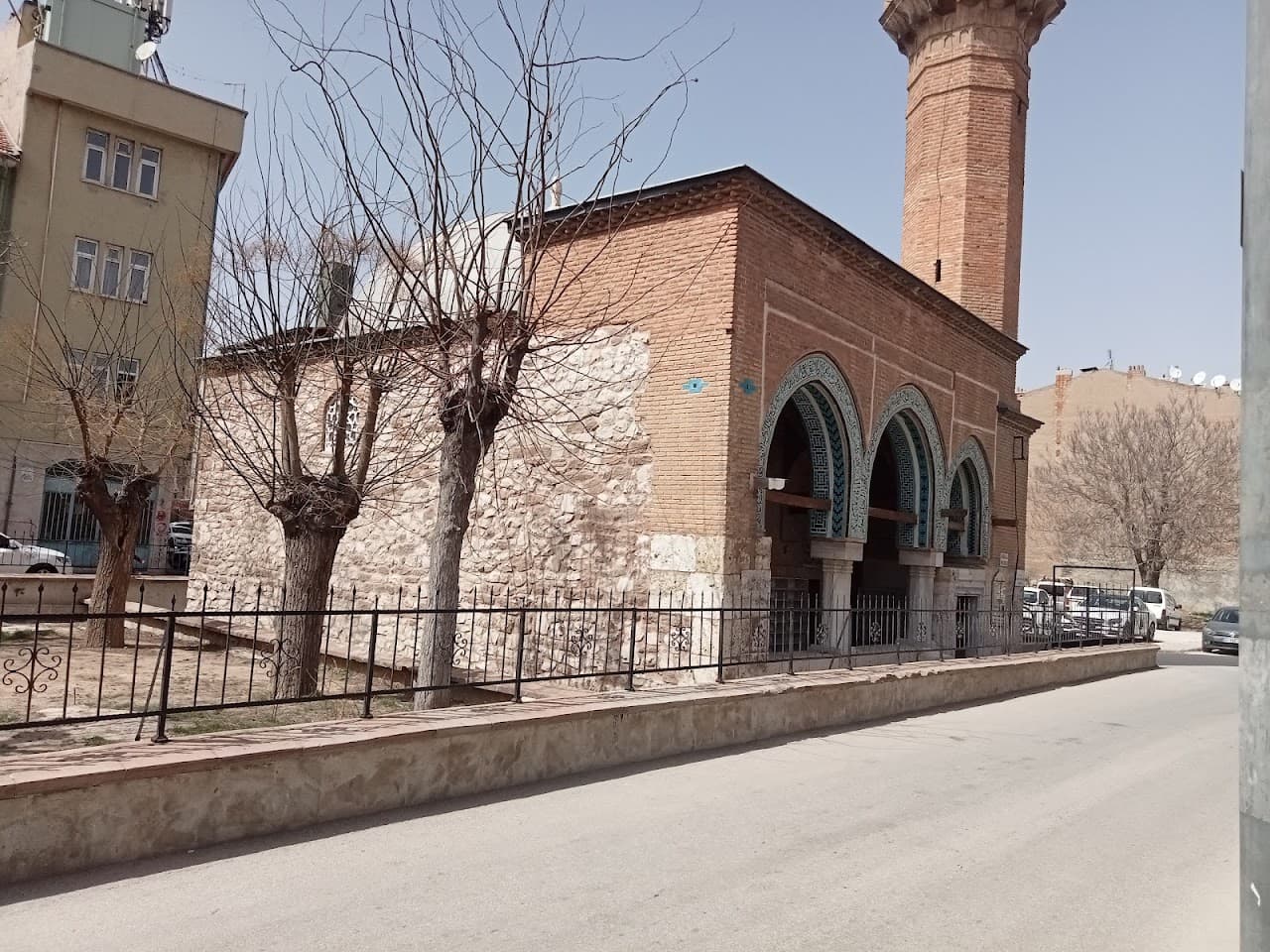 Sırçalı Mescit Çeşmesi