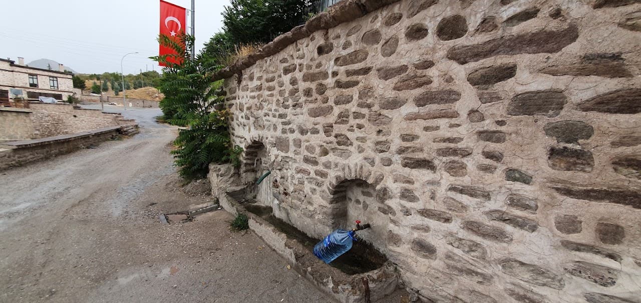Orta Mahalle Çeşmesi