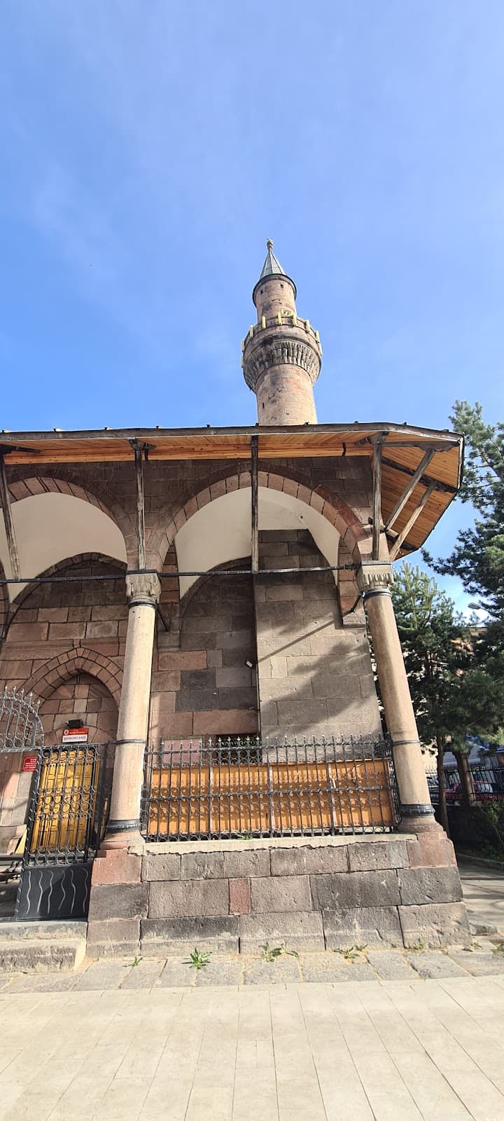 Şeyhler Camii Çeşmesi