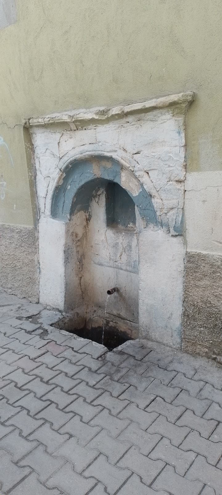Hacı İbrahim Sokak Çeşmesi