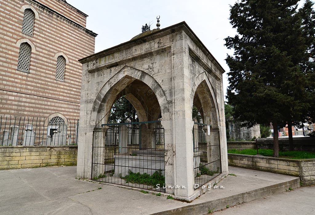 Şirmerd Çavuş Camii Çeşmesi