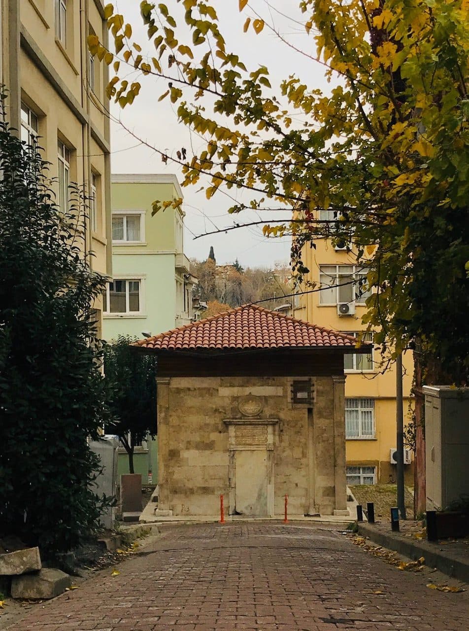 Süslü Karakol Çeşmesi