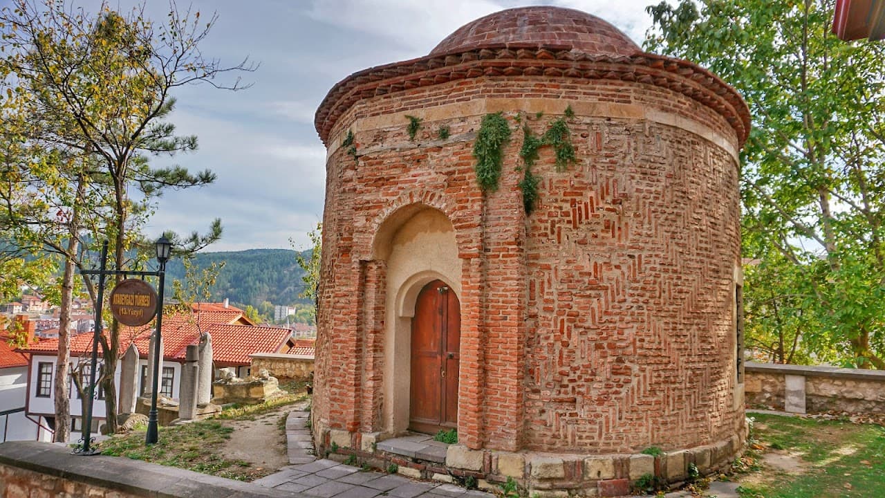 Atabey Gazi Çeşmesi 3