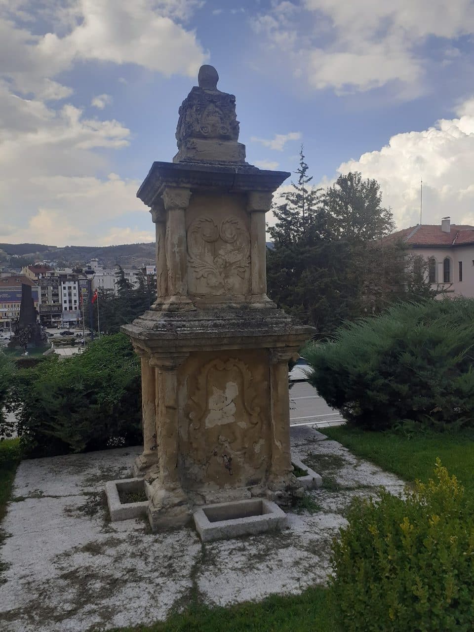 Yadigar Çeşmesi