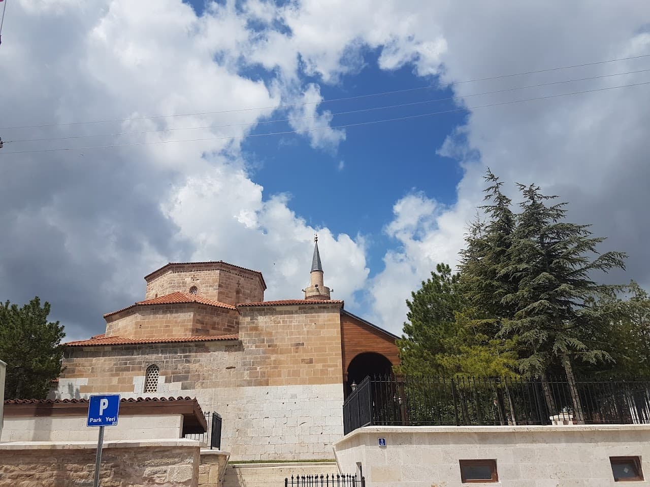Sokak Çeşmesi