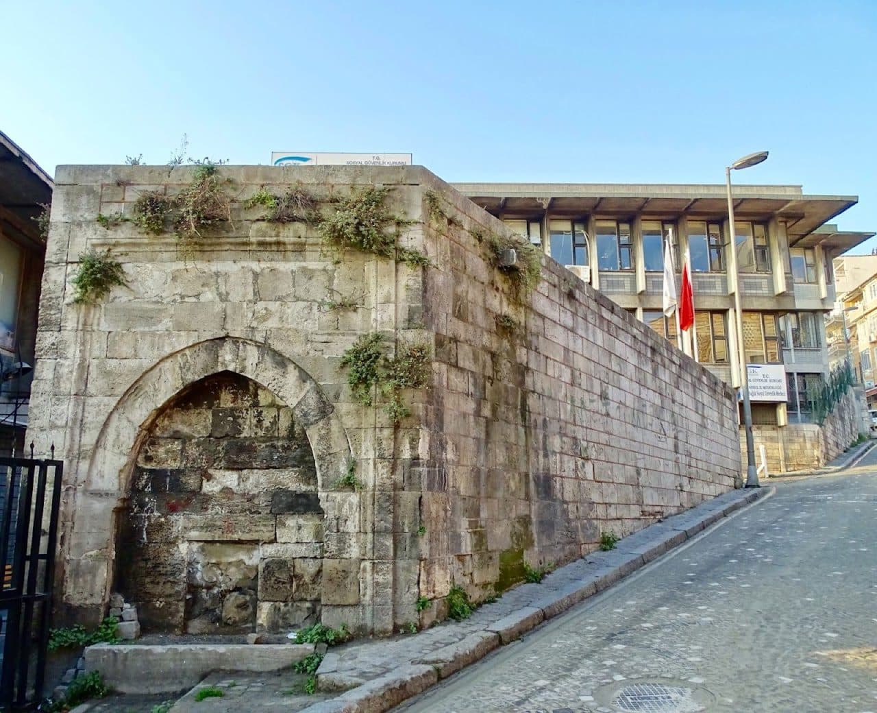 Sokak Çeşmesi, Mehmet Paşa Yokuşu