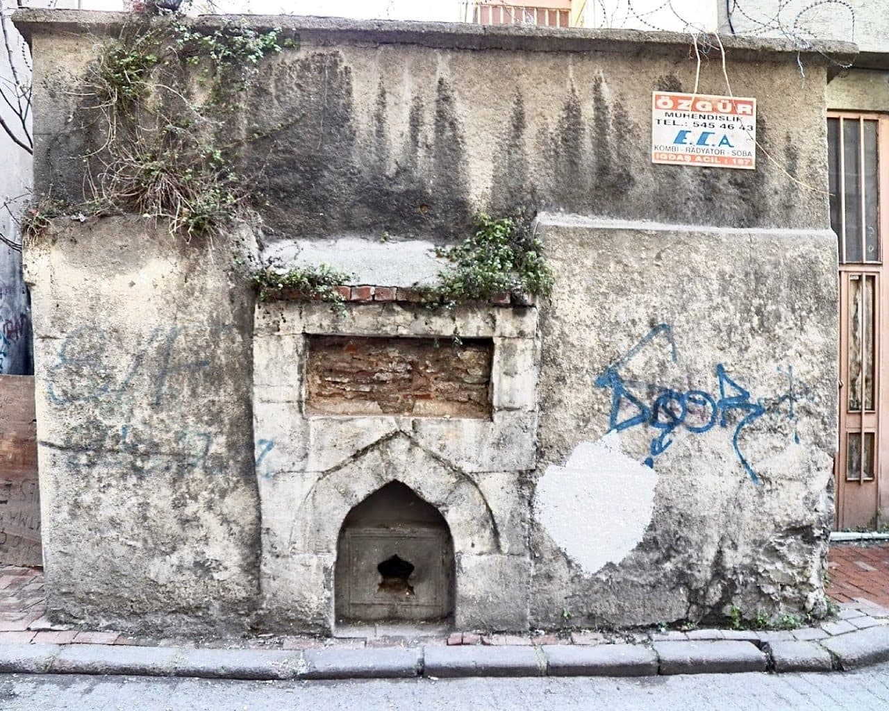Seyyid Hasan Paşa Çeşmesi, Hacı Kadın