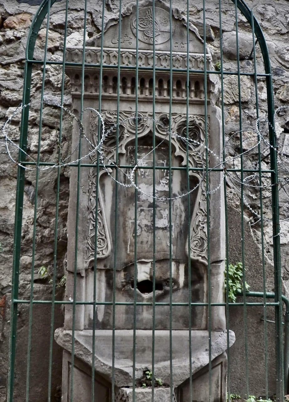 Hamidiye Çeşmesi, Galatasaray