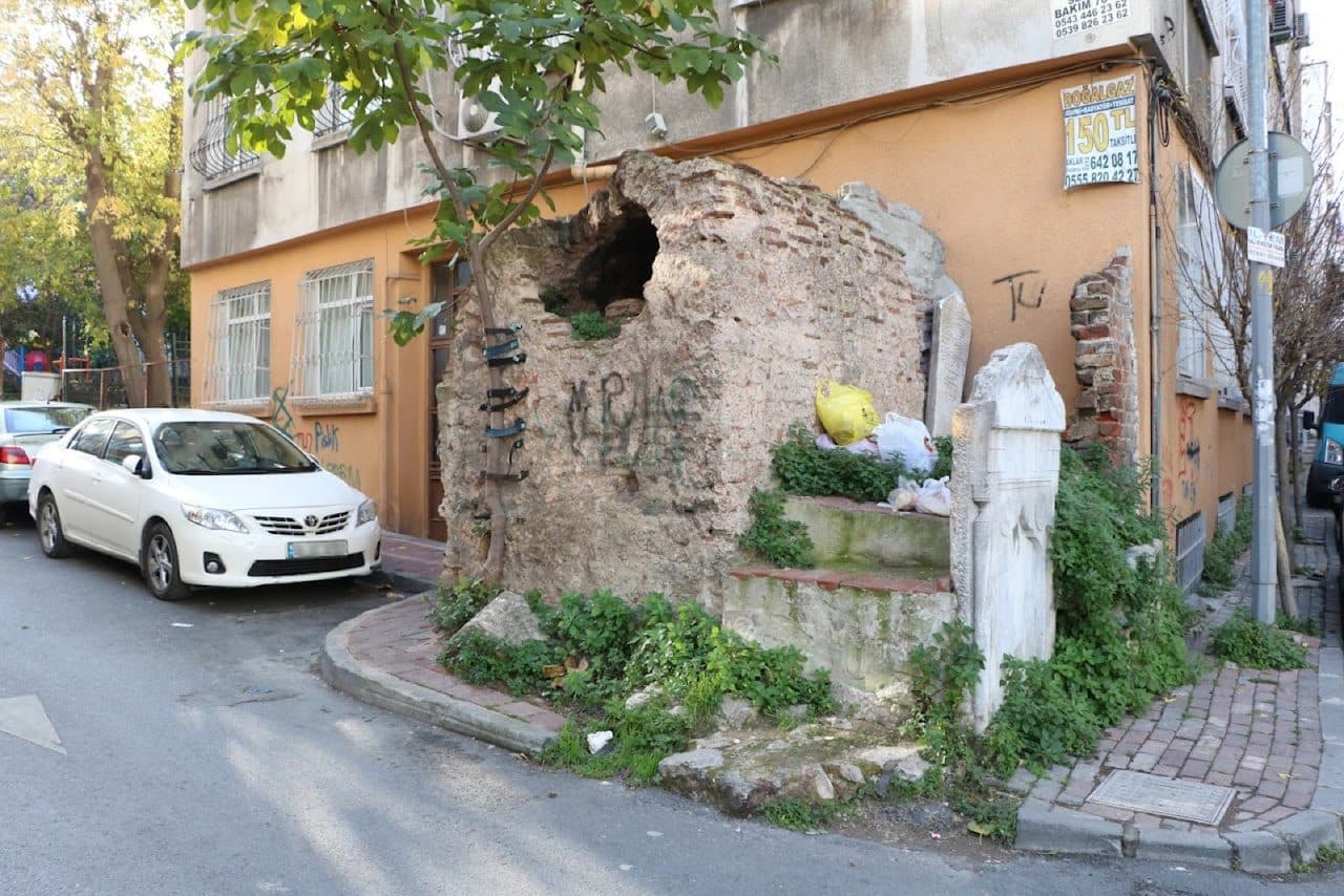 Sülüklü Çeşme, Molla Gürani