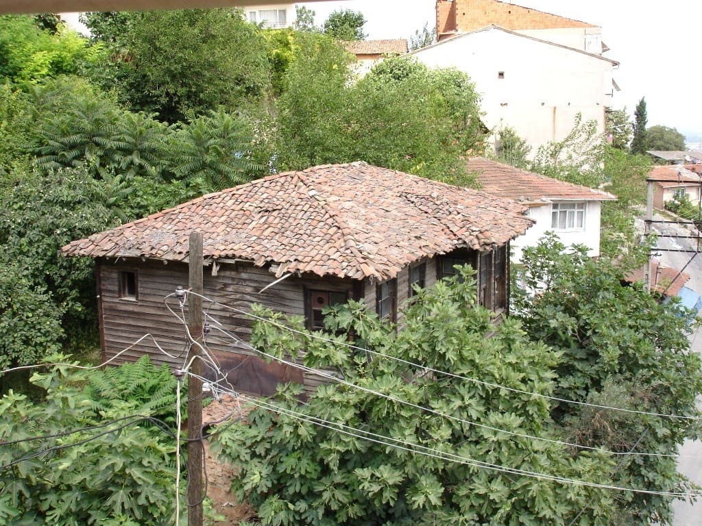 Hulusi Kentmen Anı Evi