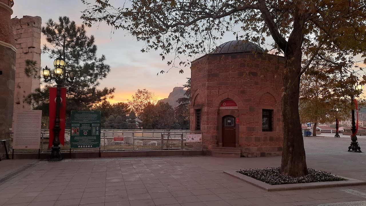 Konak — Hacıbayram, Sarıbağ Sokak, 7