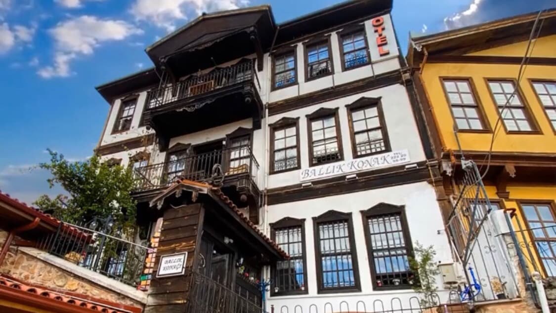 Ballık Konağı