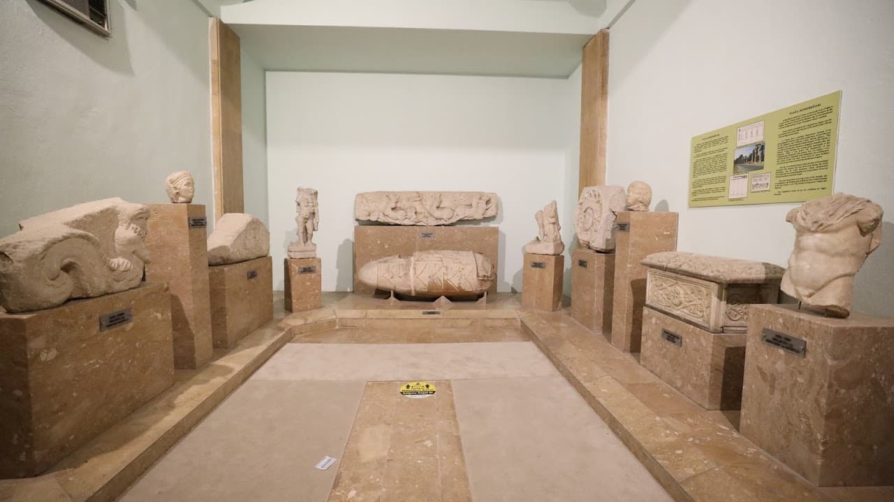 Nigde Archeological Museum