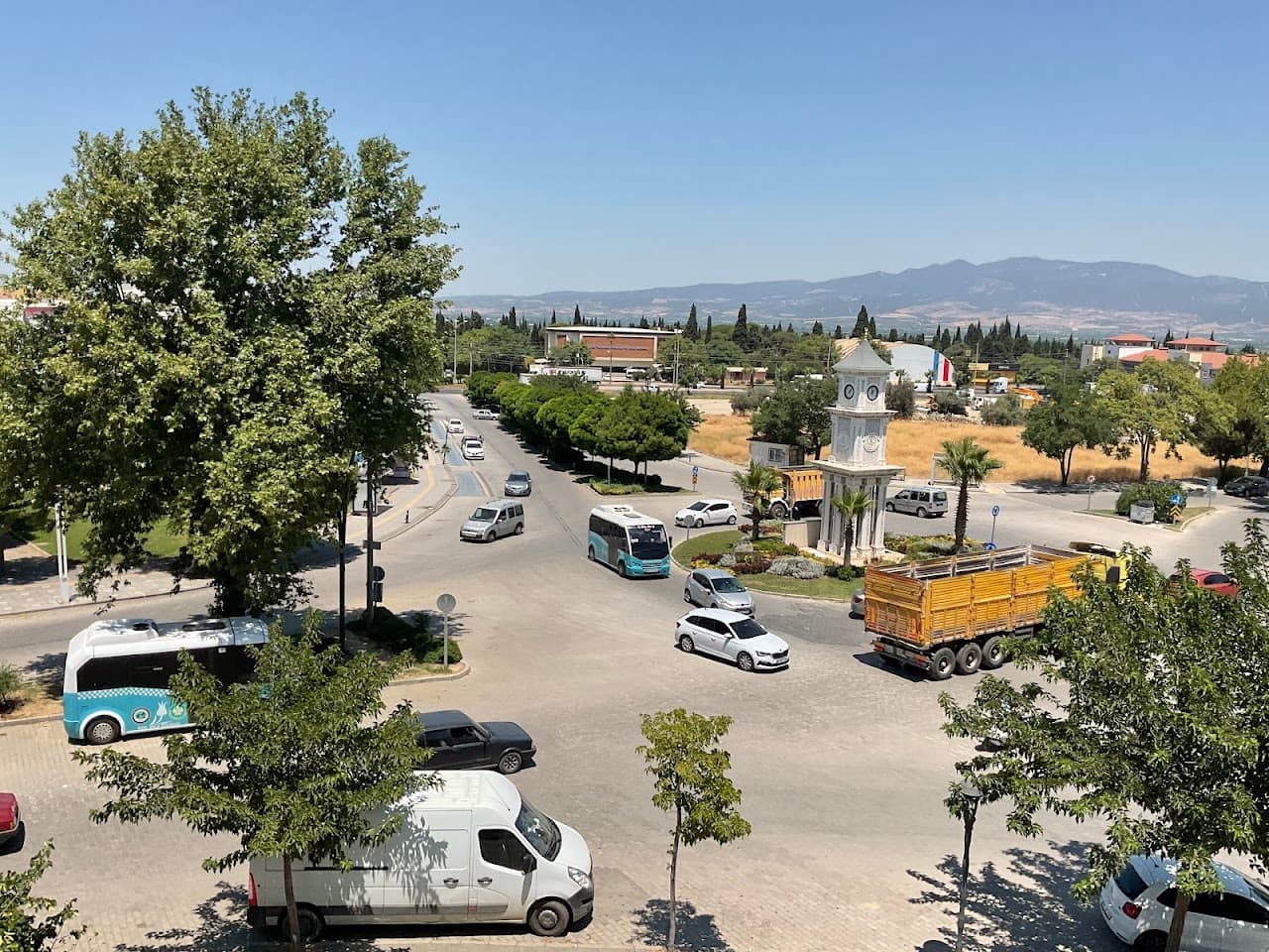 Turgutlu Saat Kulesi