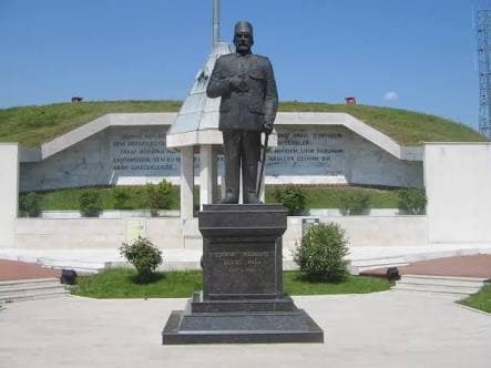 Şükrü Paşa Anıtı Tabyalar