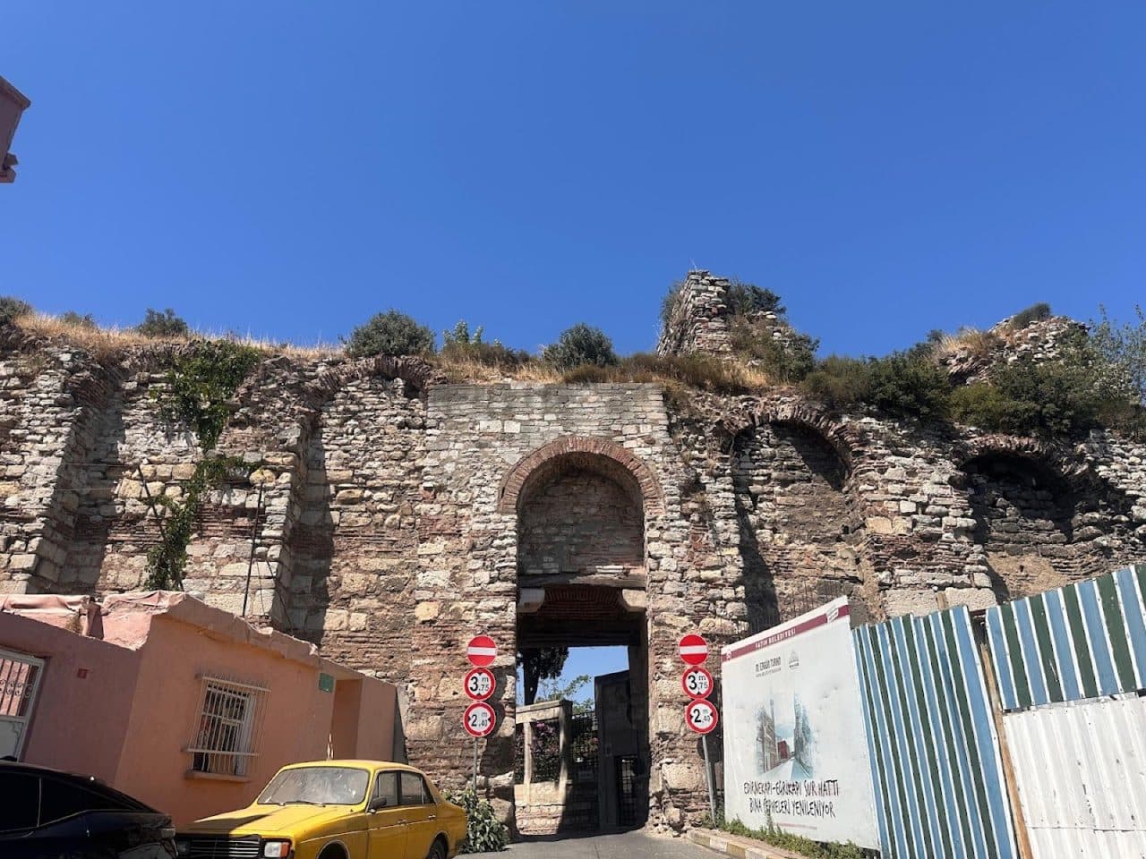 Eğrikapı