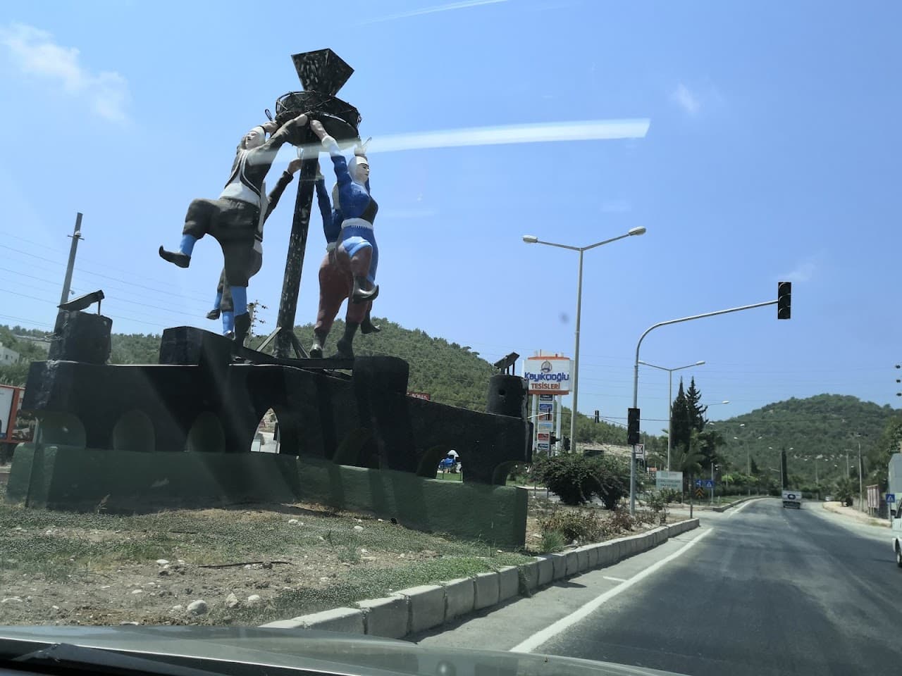 Folklor Anıtı