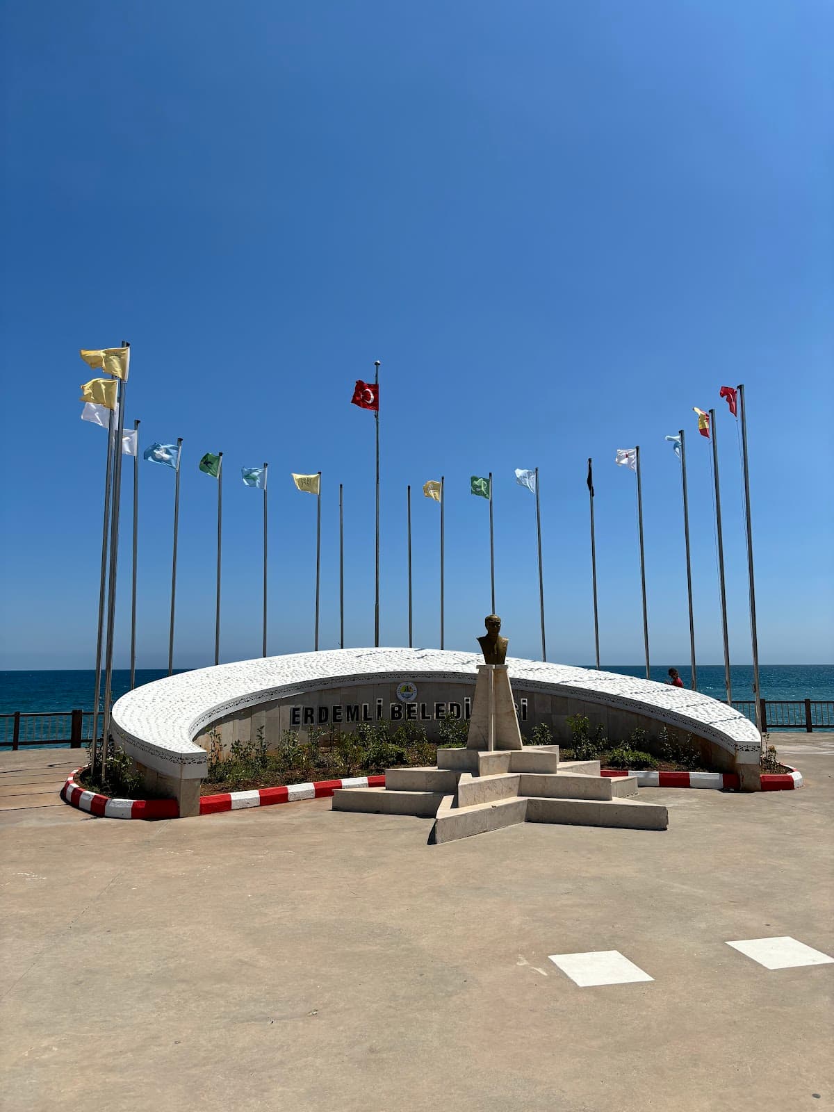 Atatürk Anıtı