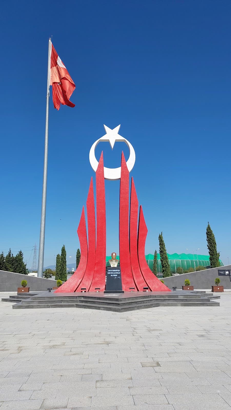 Şehitler Abidesi