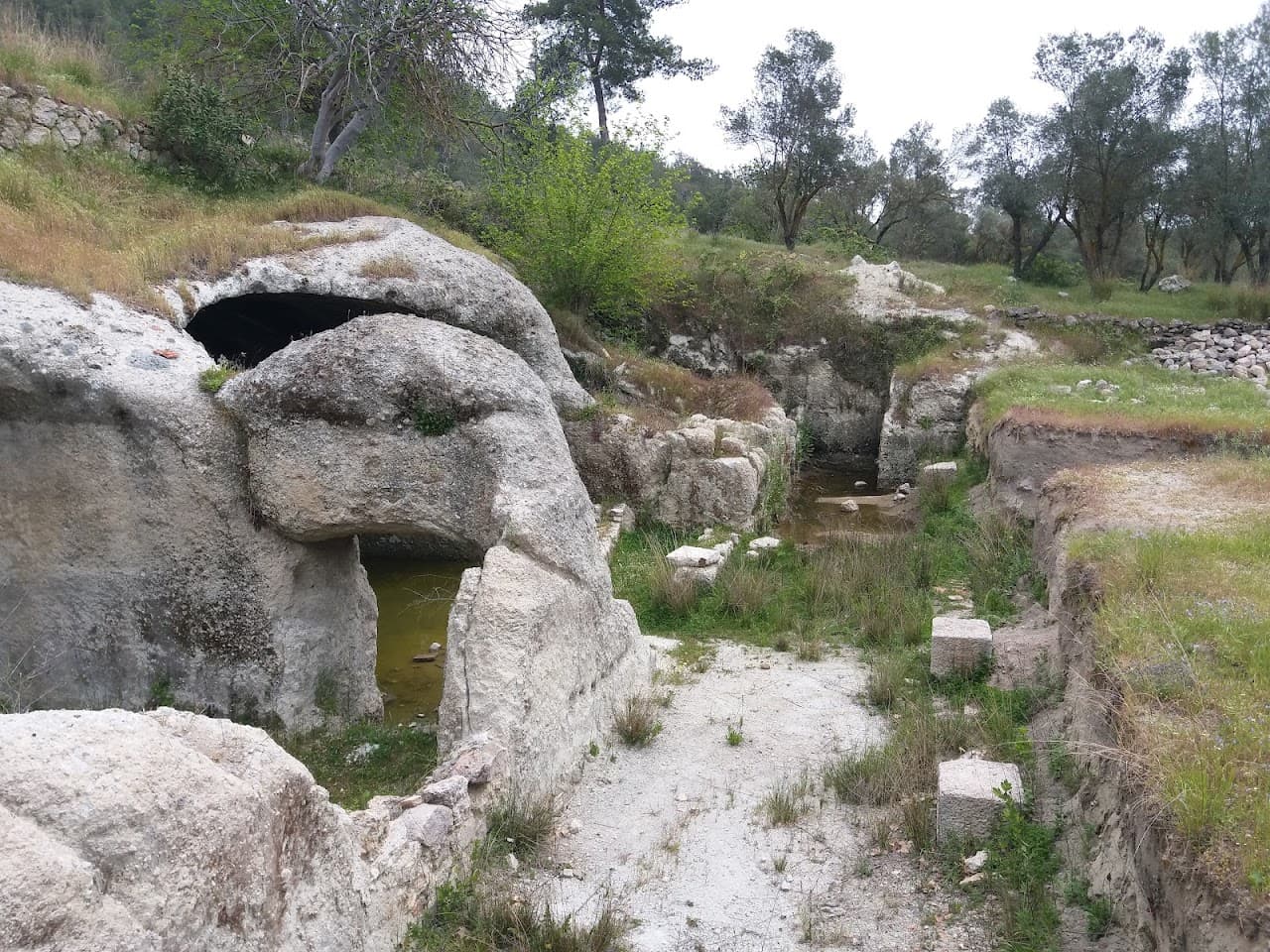 Roma Hamamı Kalıntıları