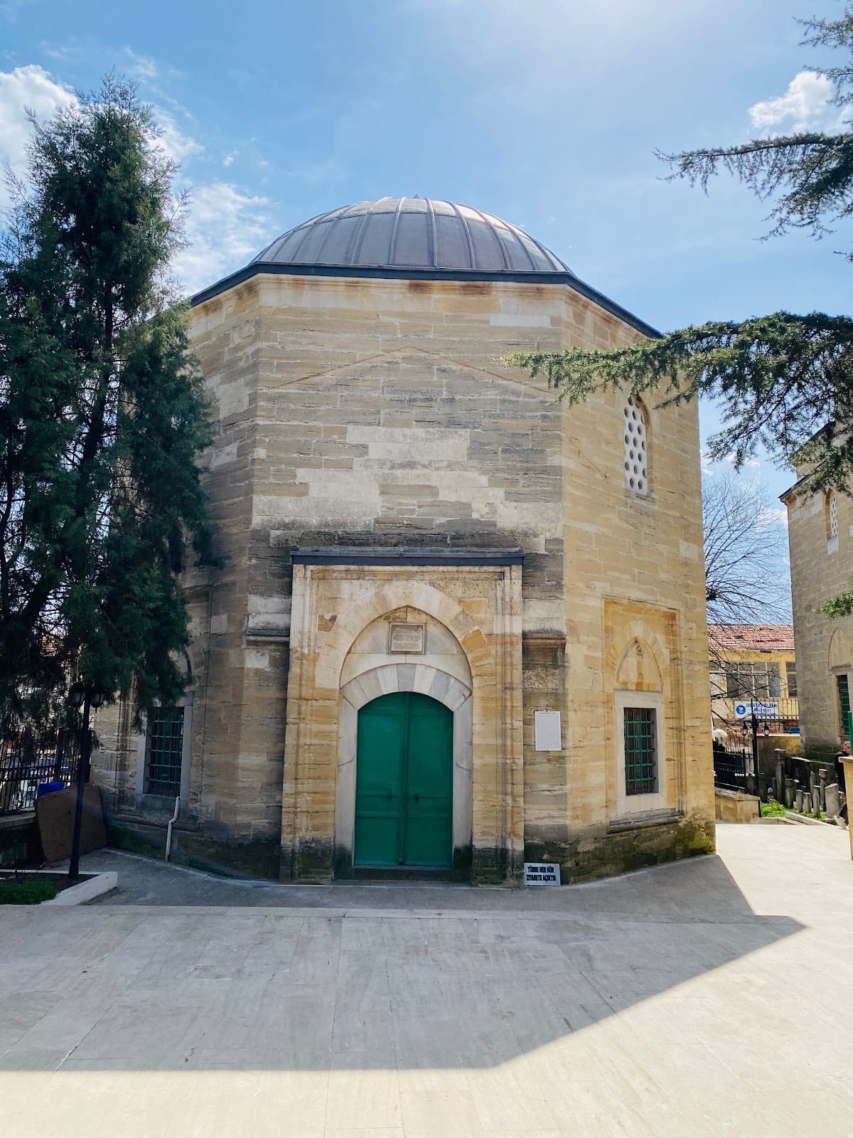 Yegan Baba Turbesi
