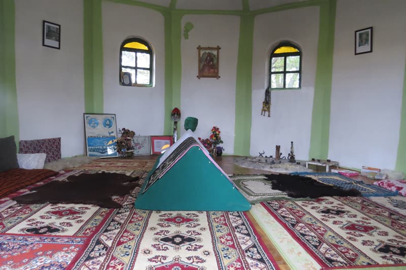 Gülbaba Türbesi