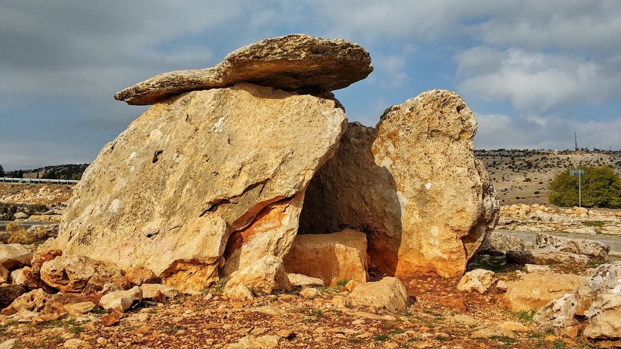 Dolmen Mezar