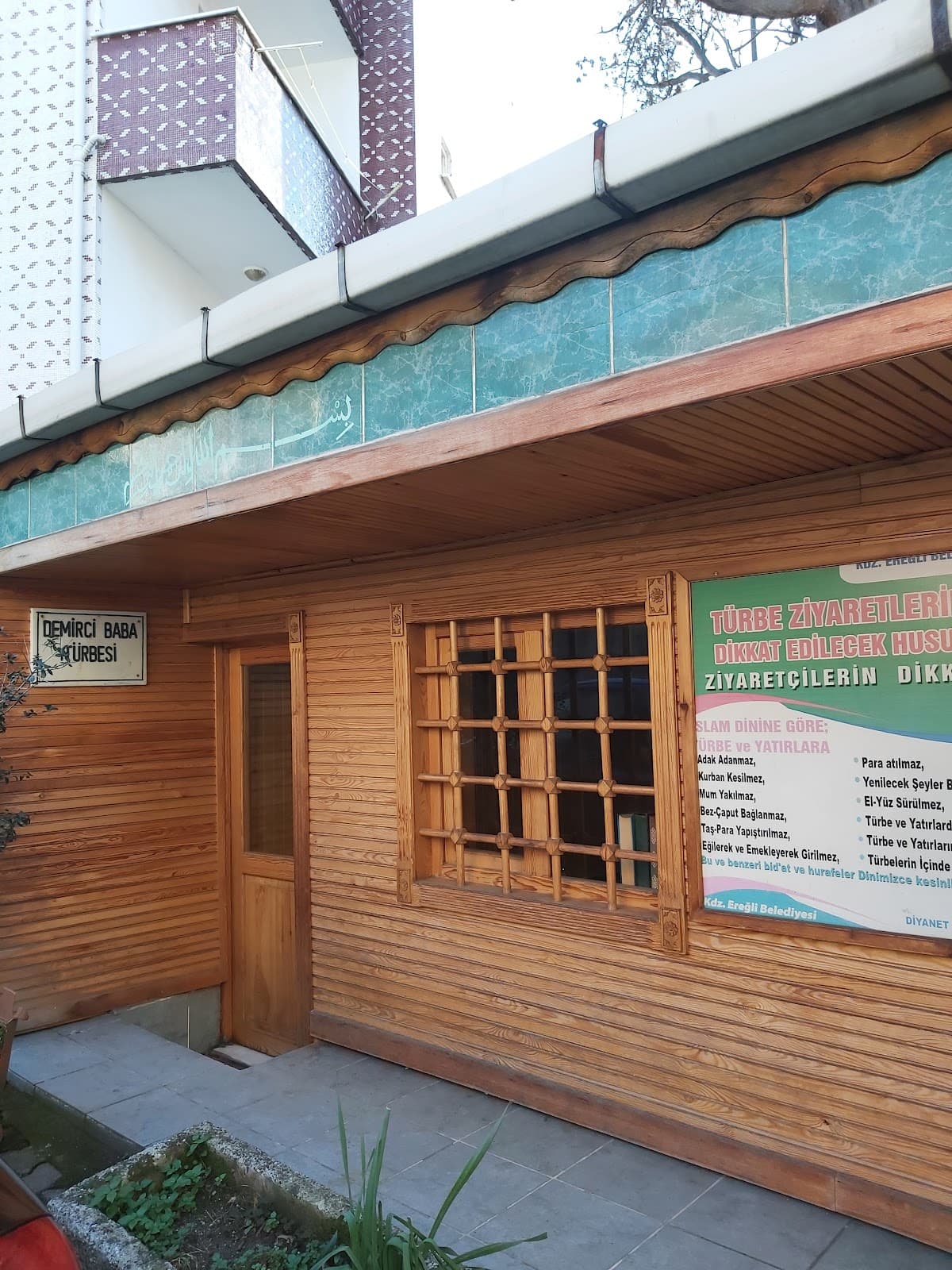 Fındıklı Dede Türbesi