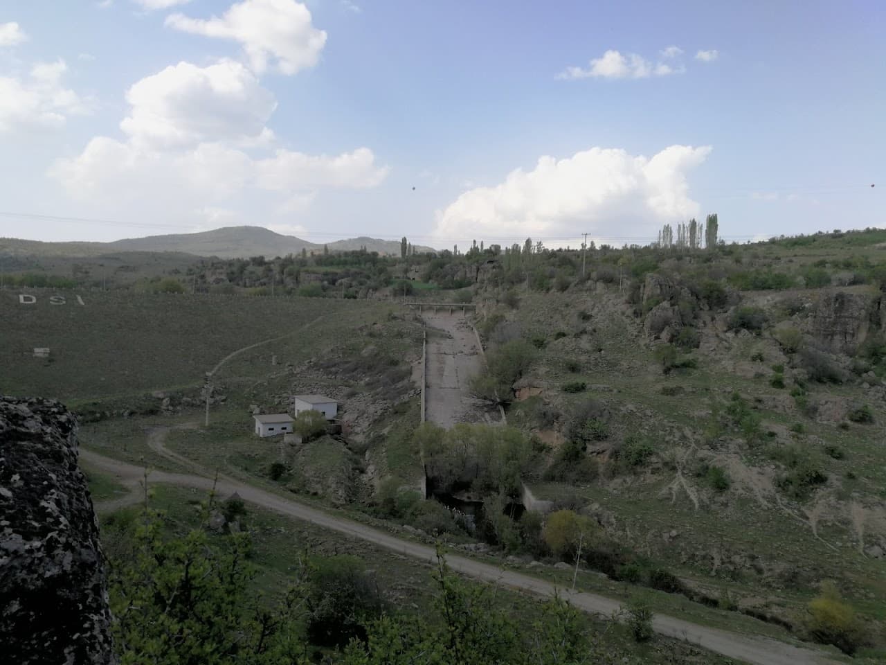 Altıntaş Kaya Evleri