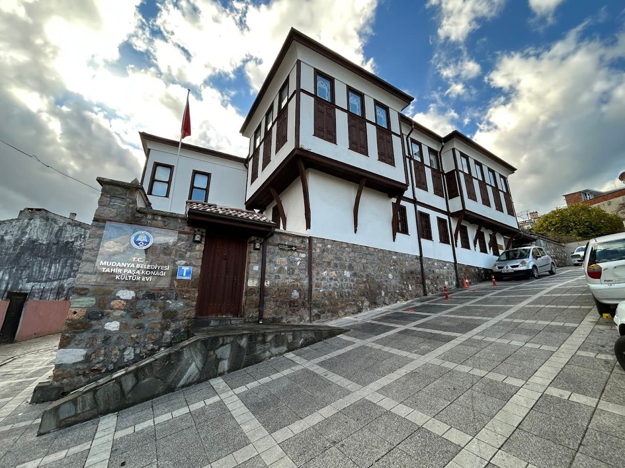 Tahir Paşa Konağı Kent Müzesi