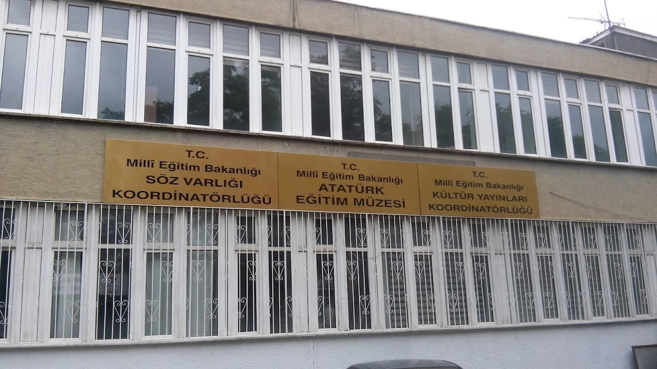 Atatürk Eğitim Müzesi
