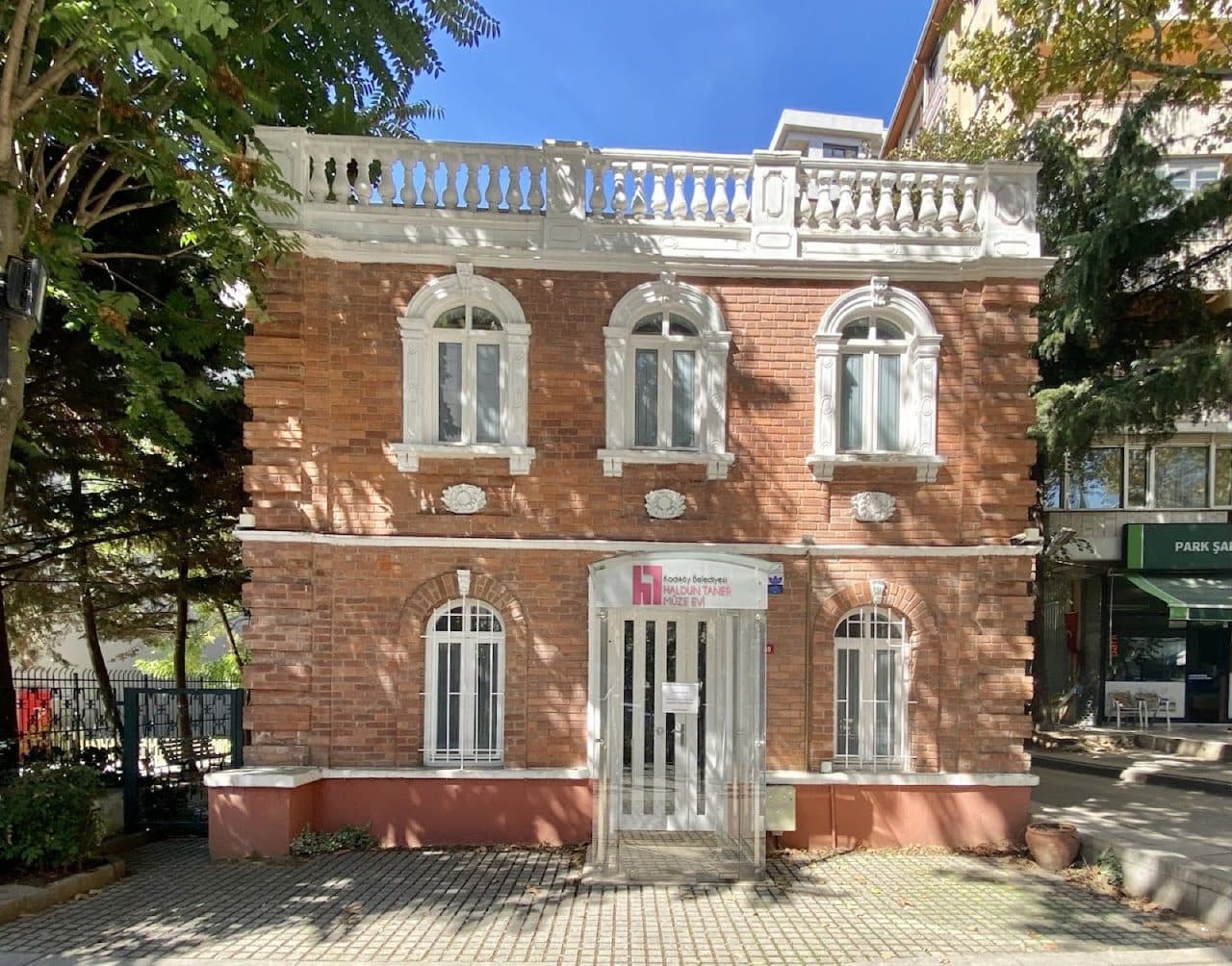 Haldun Taner Müze Evi