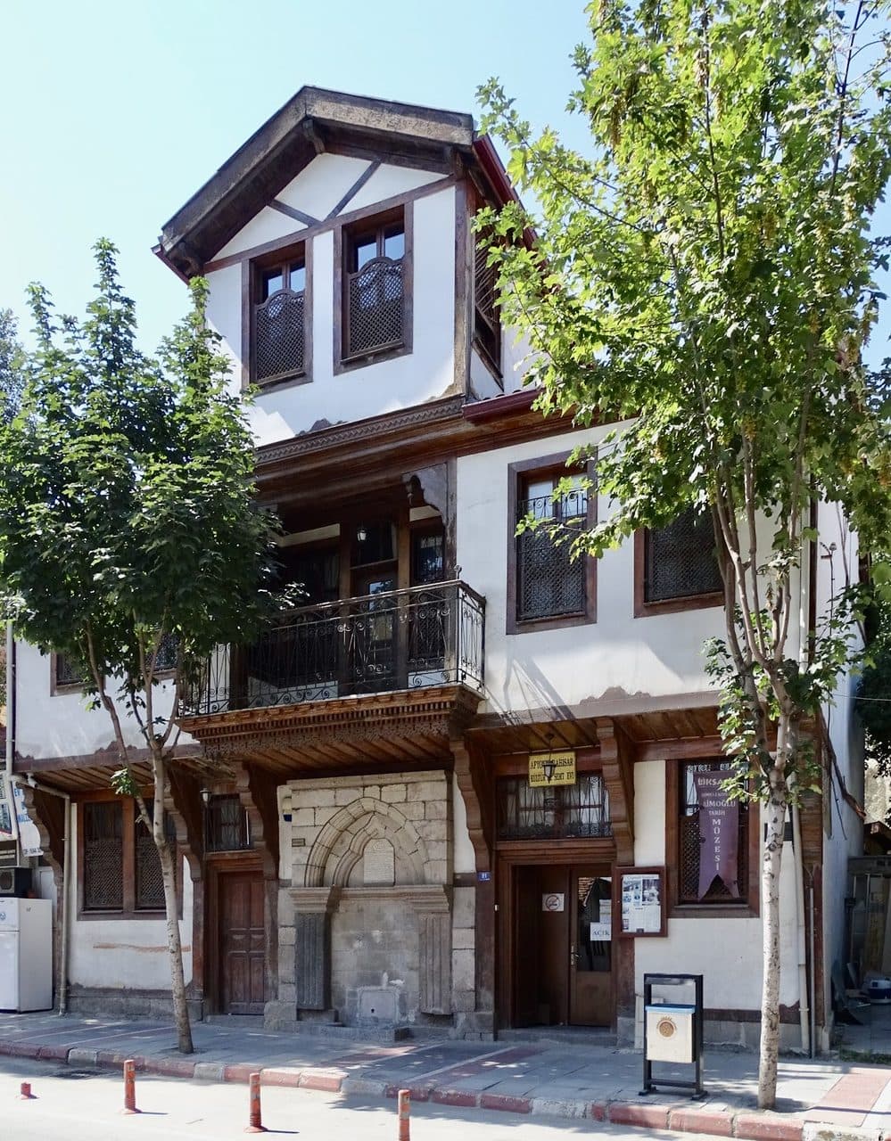 Çeşmeli Konak, Afyonkarahisar