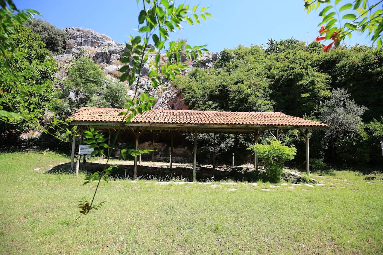 İyilik Kayalığı
