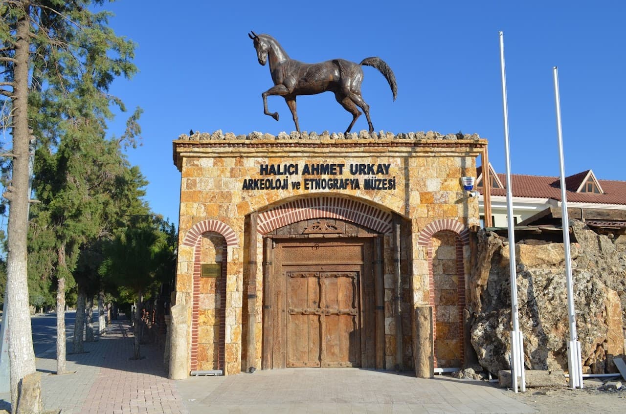 Halıcı Ahmet Urkay Etnografya ve Arkeoloji Müzesi