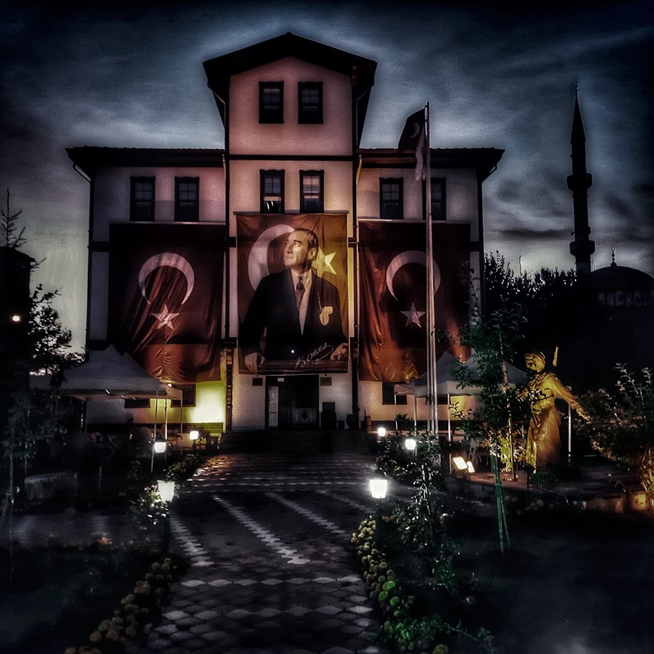 Şehit Şerife Bacı Kültür Evi