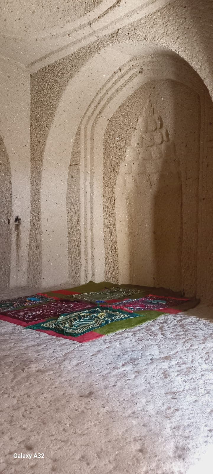 Kaya Cami