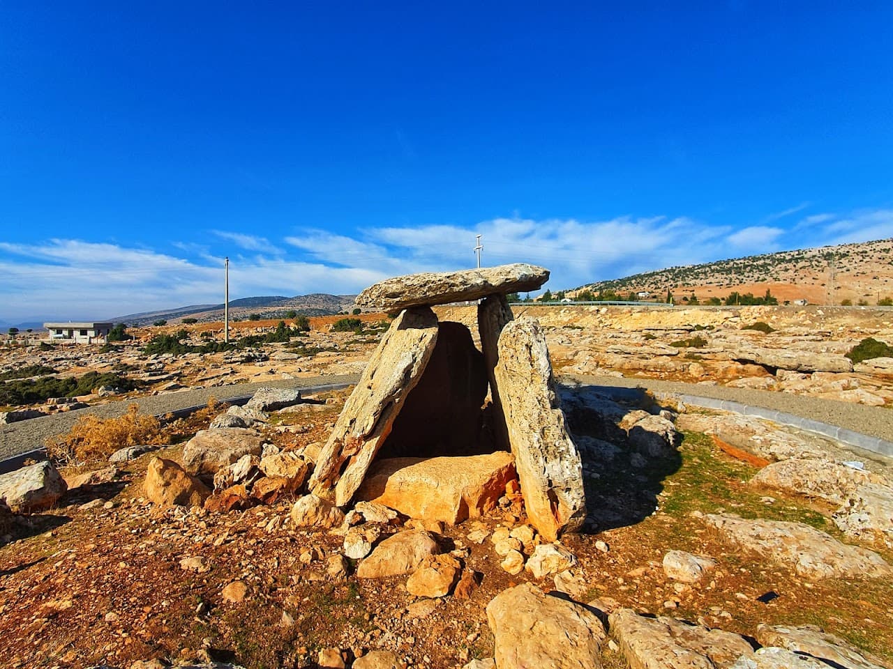 Yavuzeli Dolmen
