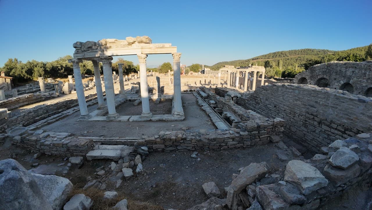 Stratonikeia Antik Tiyatrosu