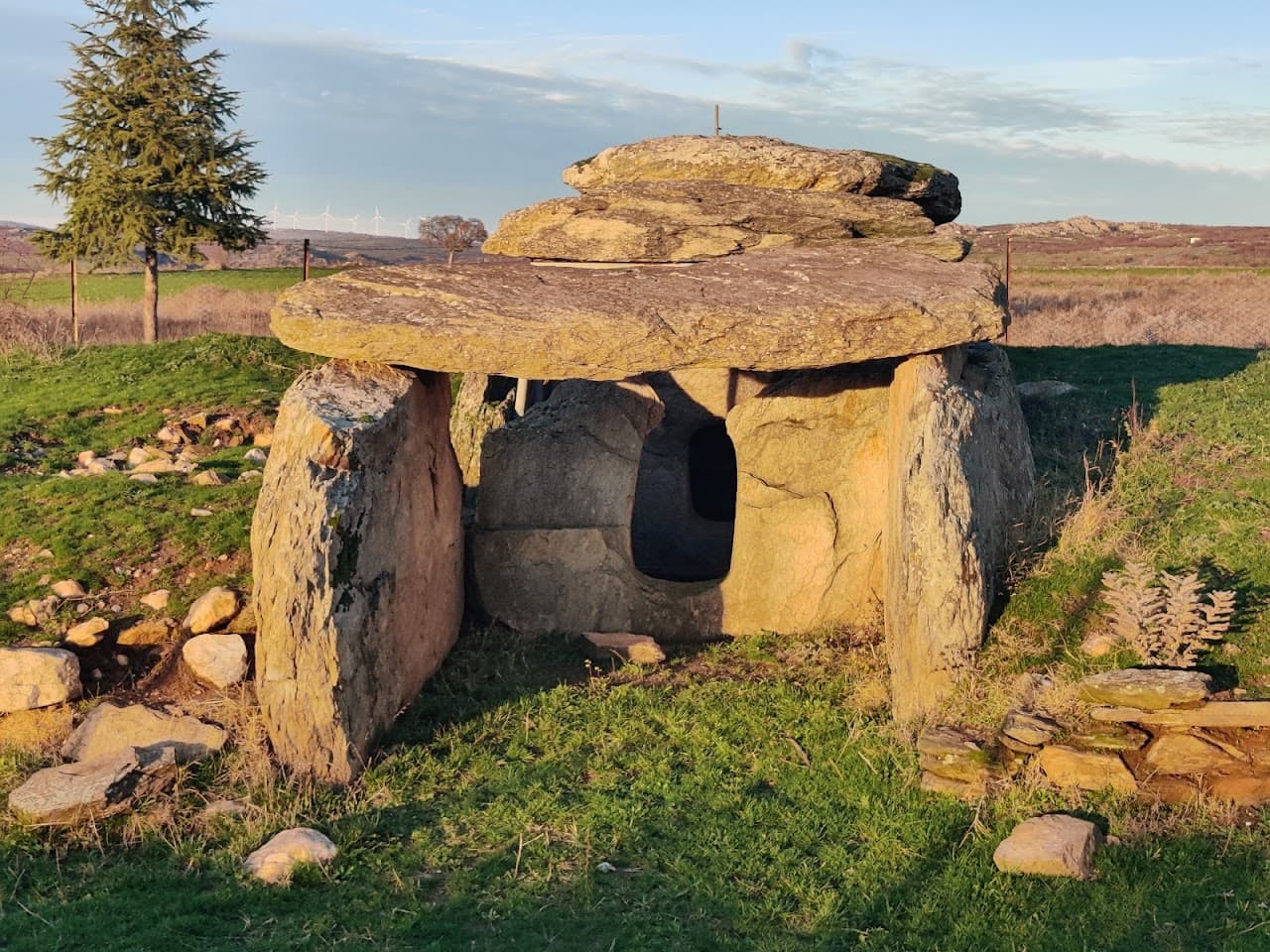 Lalapaşa Dolmeni
