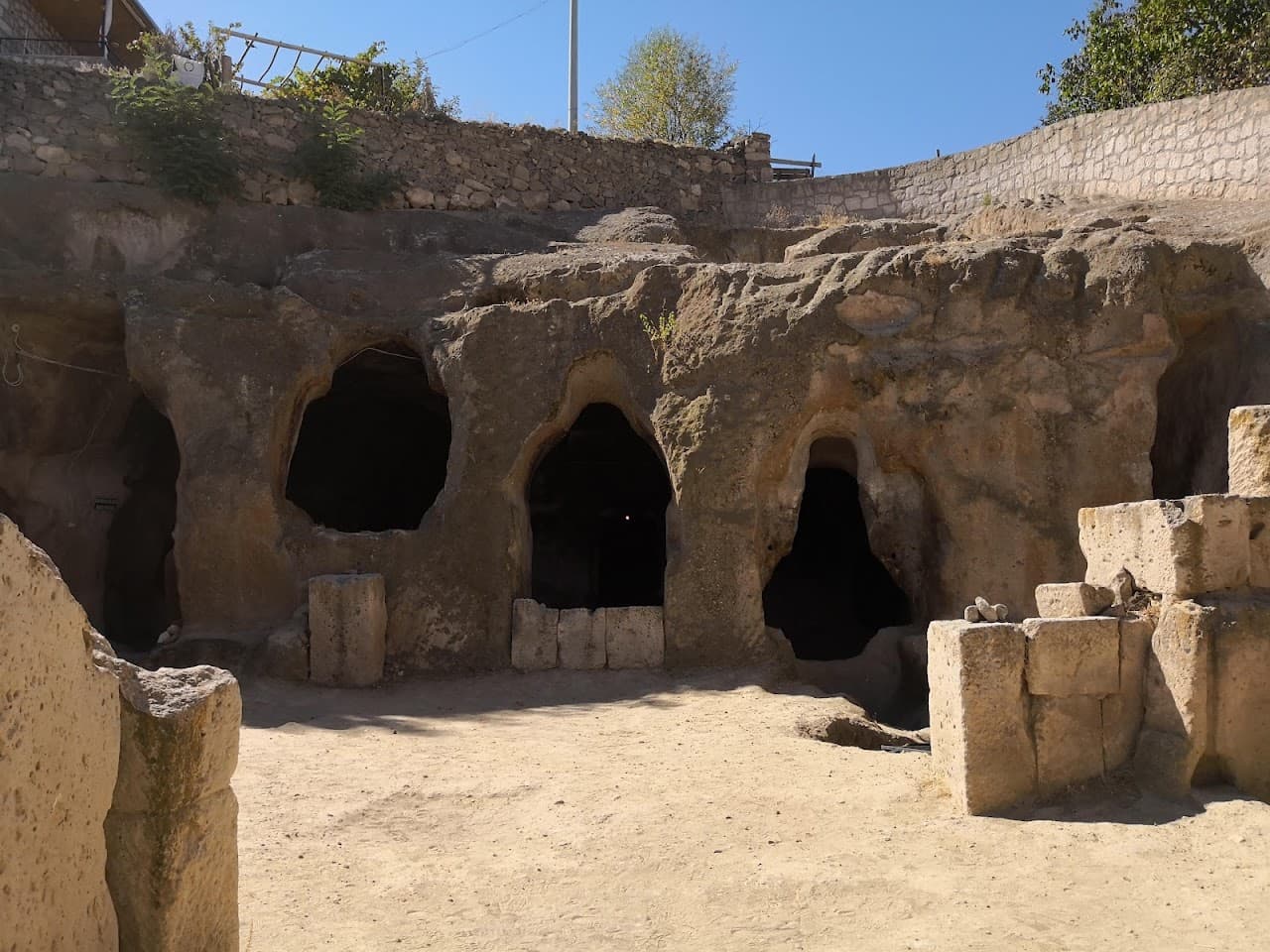 Gaziemir yeraltı şehri
