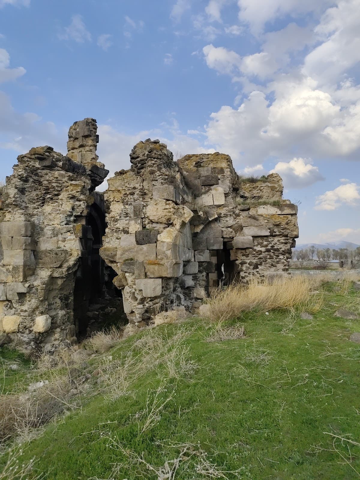 Ardzvaber Manastırı