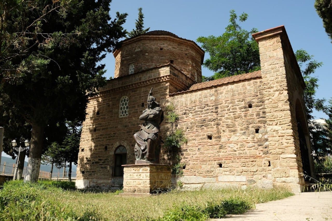 Kırgızlar Türbesi