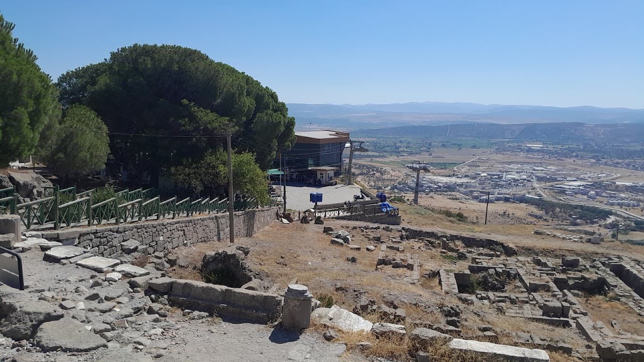 Aziz Stratigos Çeşmesi